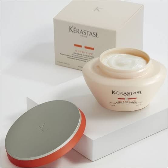 Masque Magistral